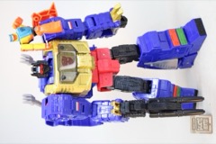 Hasbro Transformers Age of the Primes Leader G2 Universe Grimlock and Autobot Wheelie
