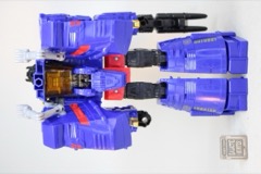 Hasbro Transformers Age of the Primes Leader G2 Universe Grimlock and Autobot Wheelie