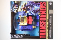 Hasbro Transformers Age of the Primes Leader G2 Universe Grimlock and Autobot Wheelie