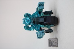 Hasbro Transformers Age of the Primes Deluxe The Thirteen Micronus Prime