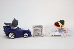 Mattel Hot Wheels Racer Verse Wonder Woman & Batman Die-Cast Metal Vehicle