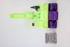 Hasbro Transformers Studio Series 86 Deluxe Constructicon Scavenger Action Figure