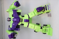 Hasbro Transformers Studio Series 86 Deluxe Constructicon Scavenger Action Figure