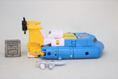 Hasbro Transformers Retro G1 Deluxe Seaspray