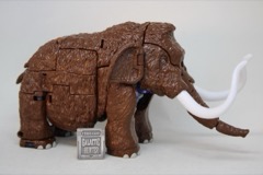 Hasbro Transformers Age of the Primes Leader Maximal Big Convoy