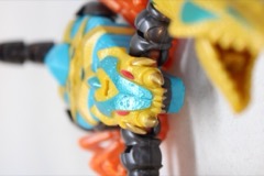 Hasbro Transformers Age of the Primes Deluxe Quickstrike