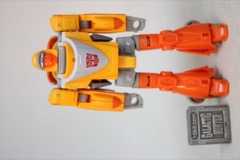 Hasbro Transformers Retro G1 Deluxe Wheelie