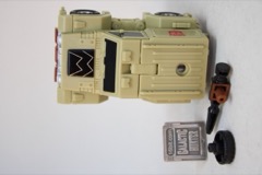 Hasbro Transformers Retro G1 Deluxe Outback