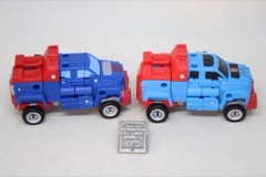 Hasbro Transformers Retro G1 Deluxe Gears