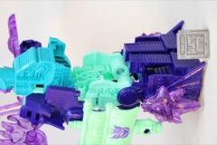 Hasbro Transformers Cyberworld Energon Surge Cyber Changers Scourge