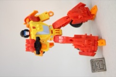 Hasbro Transformers Age of the Primes Deluxe Sureshot