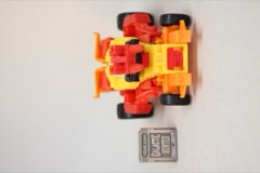 Hasbro Transformers Age of the Primes Deluxe Sureshot