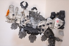 Tomy Zoids Gojulas Figure Kit