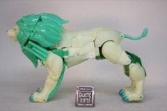 Transformers New Legends Glow-in-the-Dark Green Lio Convoy Action Figure