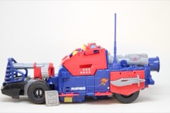 Hasbro Transformers x G.I. Joe Soundwave Dreadnok Thunder Machine with Zarana and Zartan