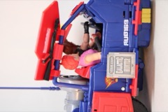 Hasbro Transformers x G.I. Joe Soundwave Dreadnok Thunder Machine with Zarana and Zartan