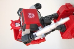 Hasbro Transformers Studio Series 86 Cliffjumper