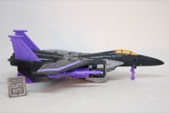Hasbro Transformers Studio Series 86 Voyager Skywarp Action Figure