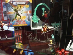 New York Comic Con 2011 - Mattel - DC Comics - DC Universe