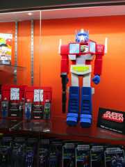Toy Fair 2020 - Super7 - Super Shogun Transformers Optimus Prime